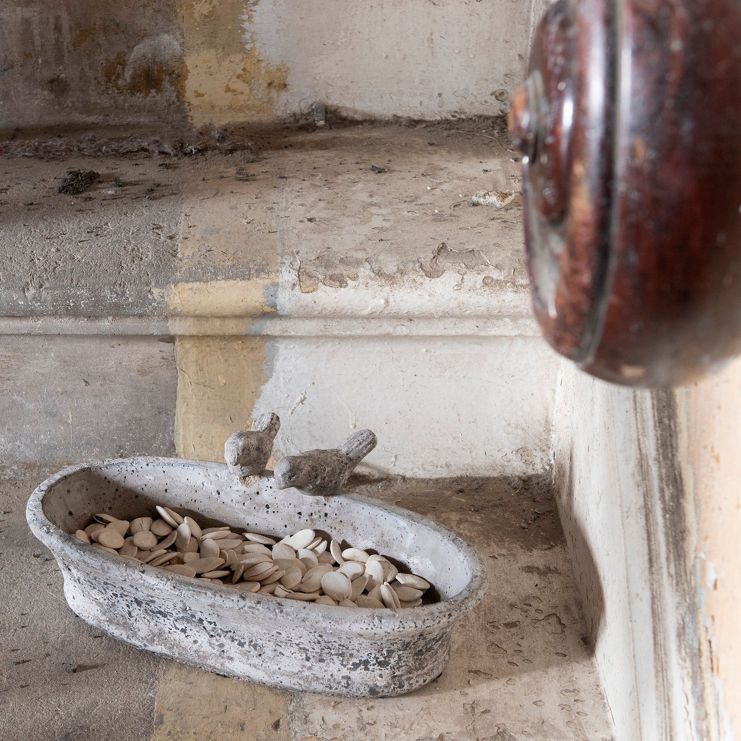 Birkdale Small Stone Bird Feeder