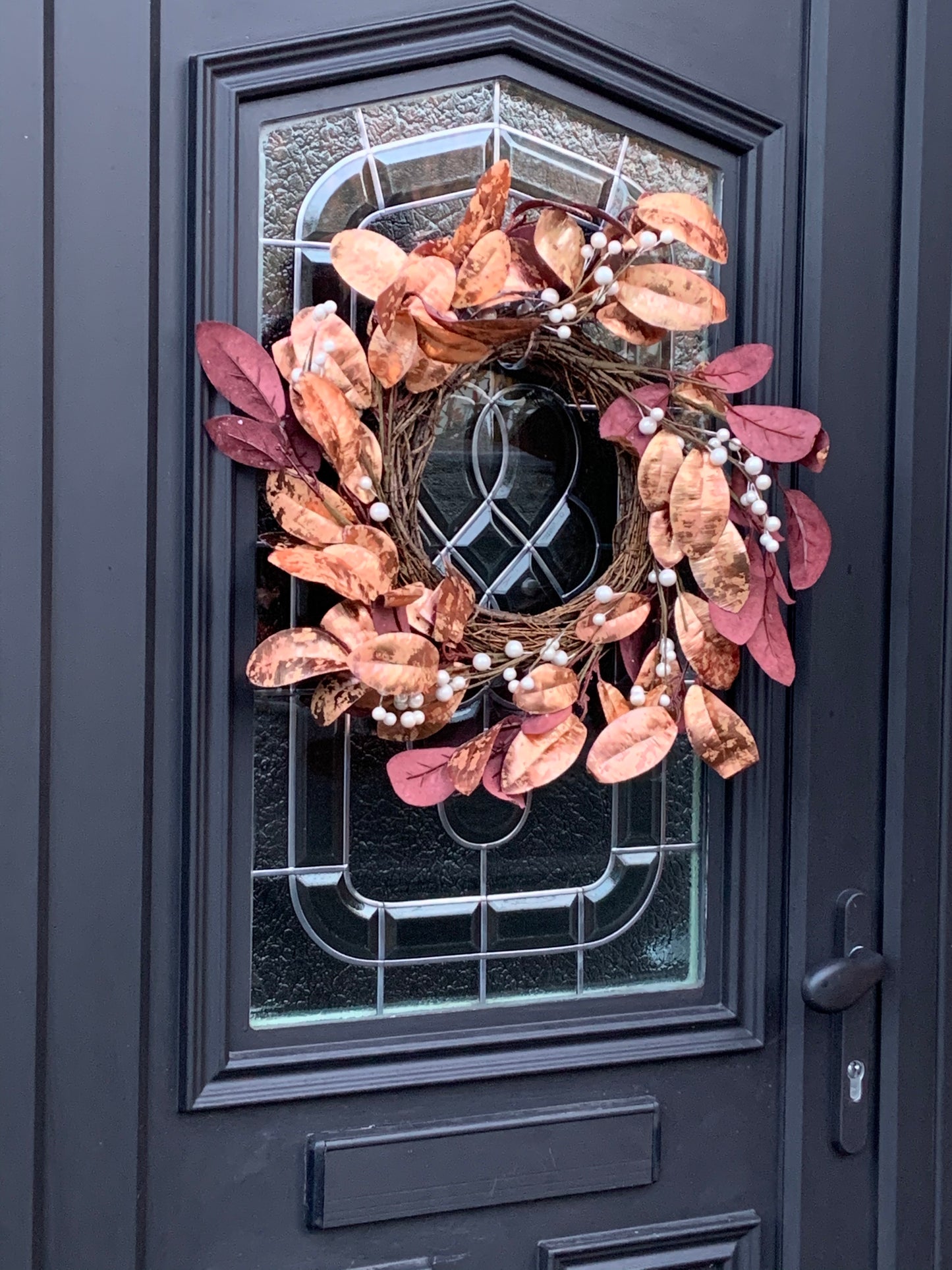 Libra Magnolia Leaf Gold Wreath