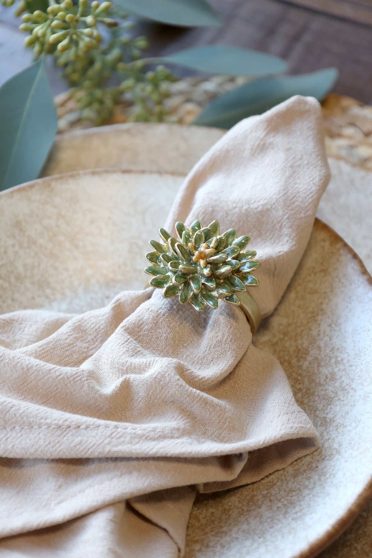 Antique Verte Floral Napkin Ring
