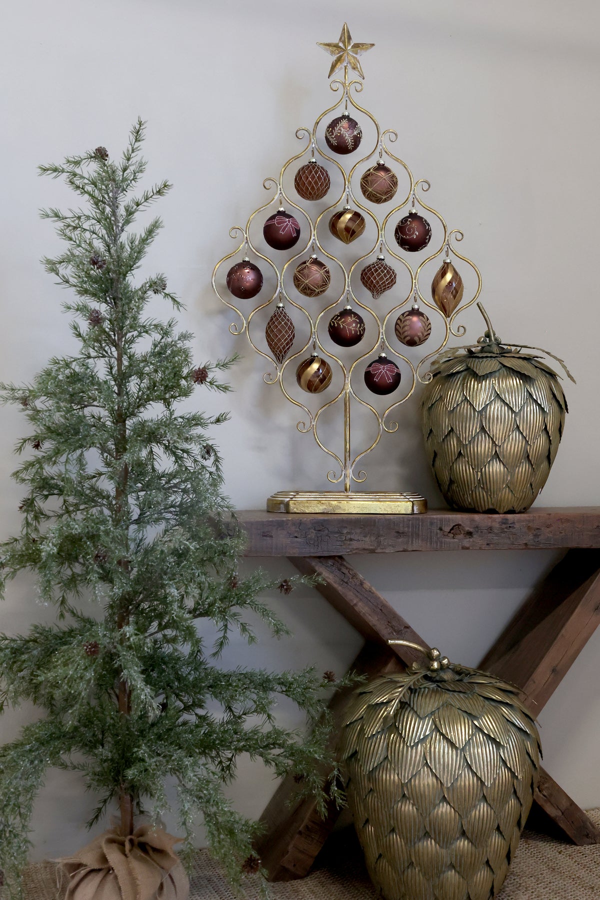 Mocha & Gold Trellis Christmas Bauble