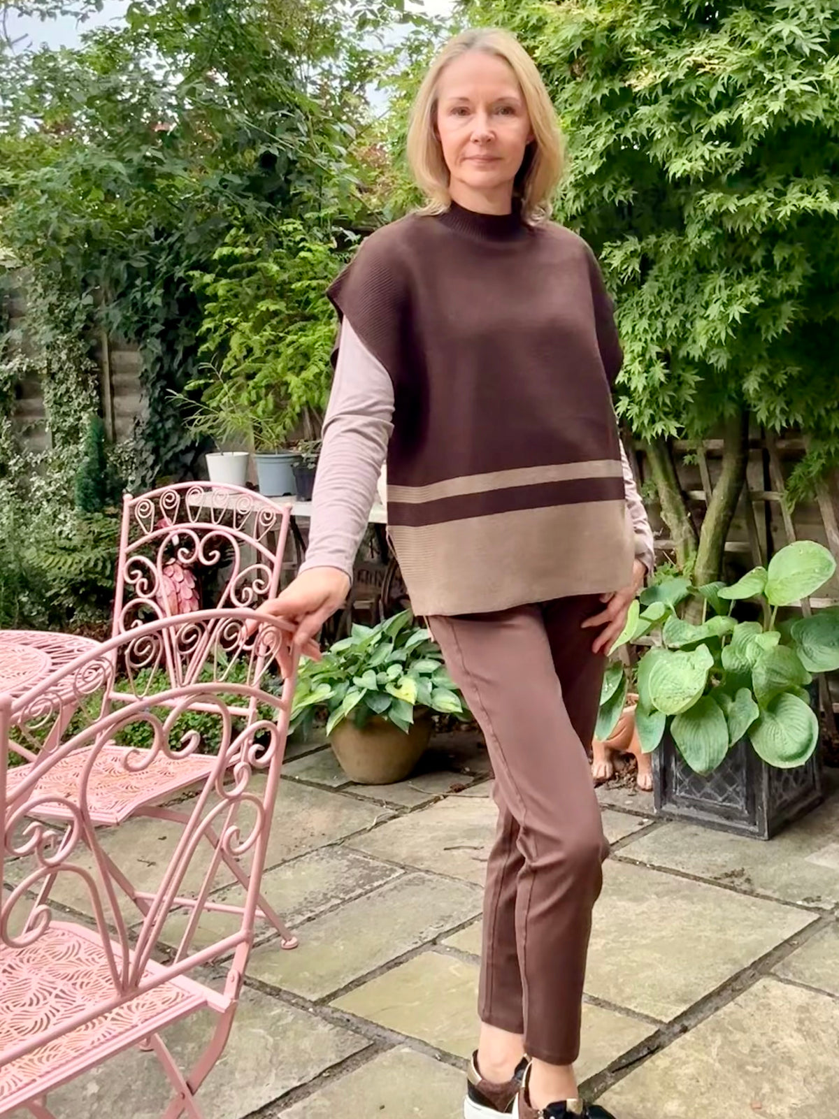 Colour Block Sleeveless Jumper